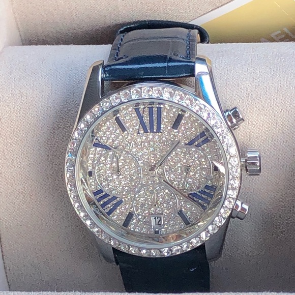 Michael Kors Watch - Picture 11 of 11